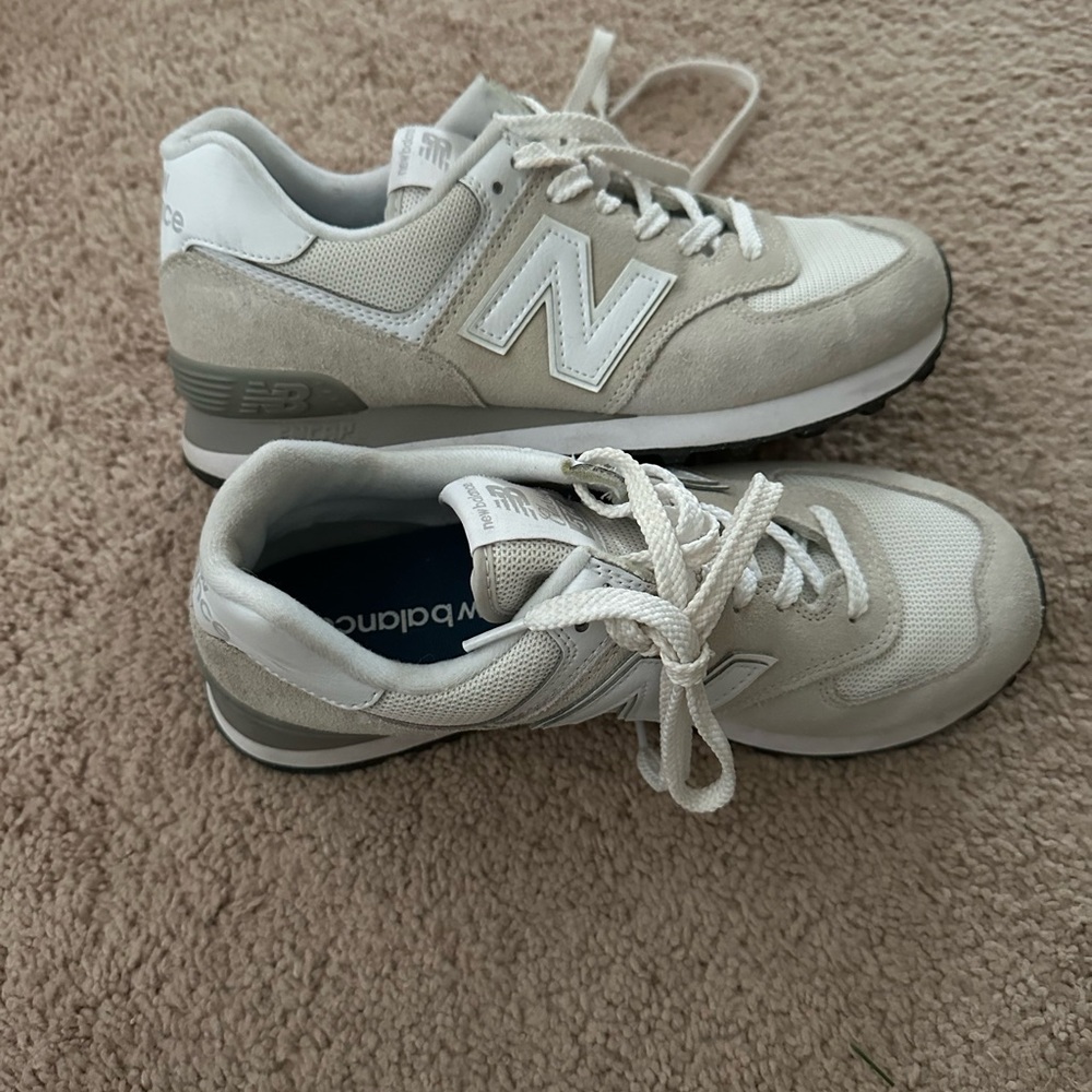 New Balance Nimbus Cloud women’s US 8B